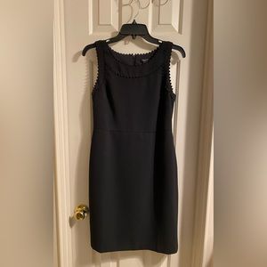 Ann Taylor Scallopped Black Dress (6P)